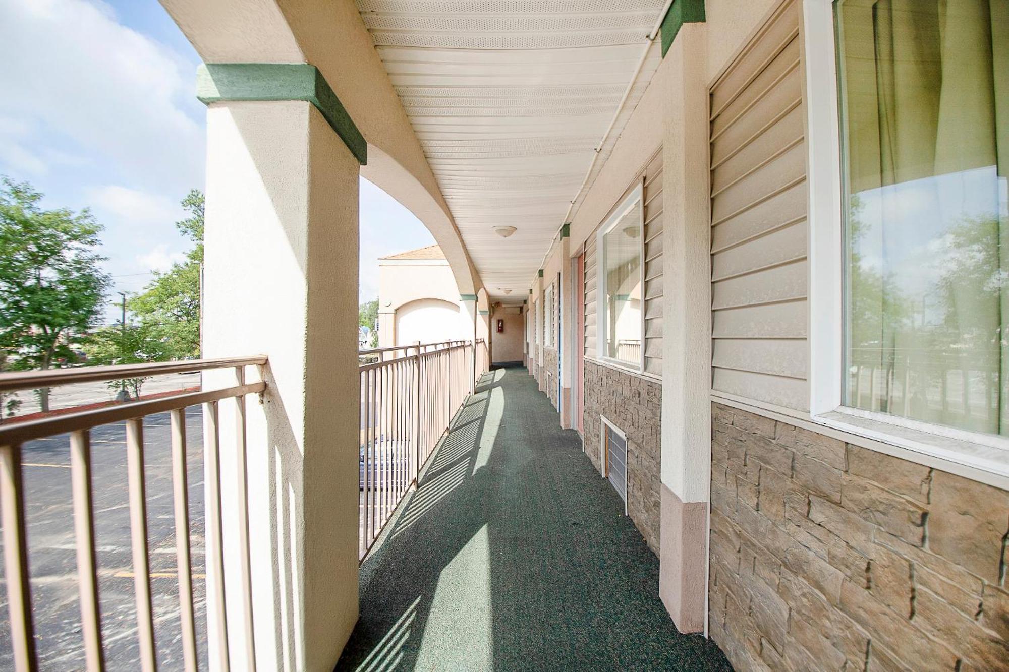 Hotel O Daylight Inn Elkhart I-90, In Zewnętrze zdjęcie